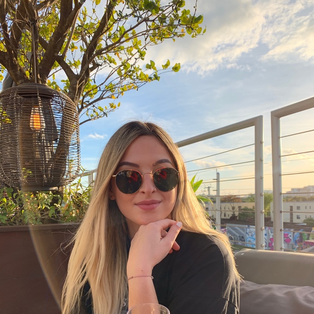 Meet your Posher, Sara